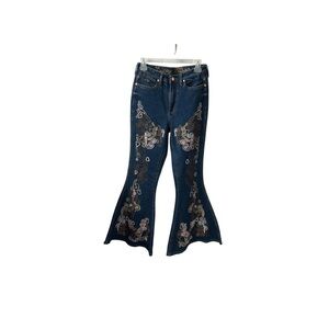 NWT Wrangler Lainey Wilson Embroidered Flare Jeans, 28x32